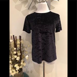 Vince blue crushed velvet t-shirt, Medium